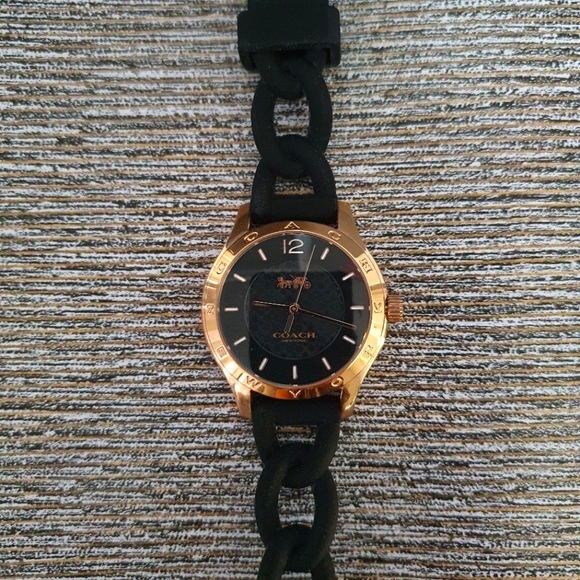 Coach Strap Watch - Picture 5 of 5